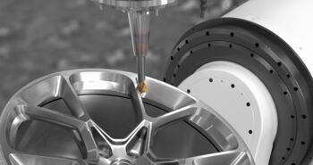 Herstellung einer Felge auf einer CNC-Maschine für die Automobilindustrie